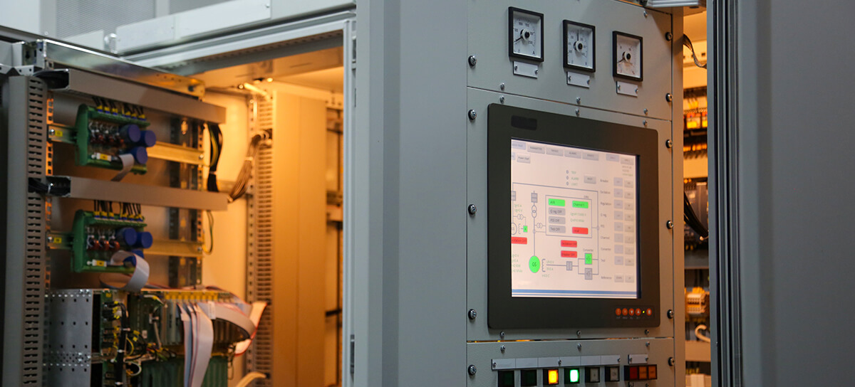 Industrial control cabinet with a process control system