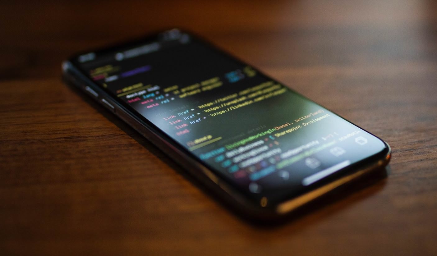 Our team develops native Android smart device drivers for media, storage, connectivity, I/O, and sensors. We will help you optimize your system by porting it to newer versions.